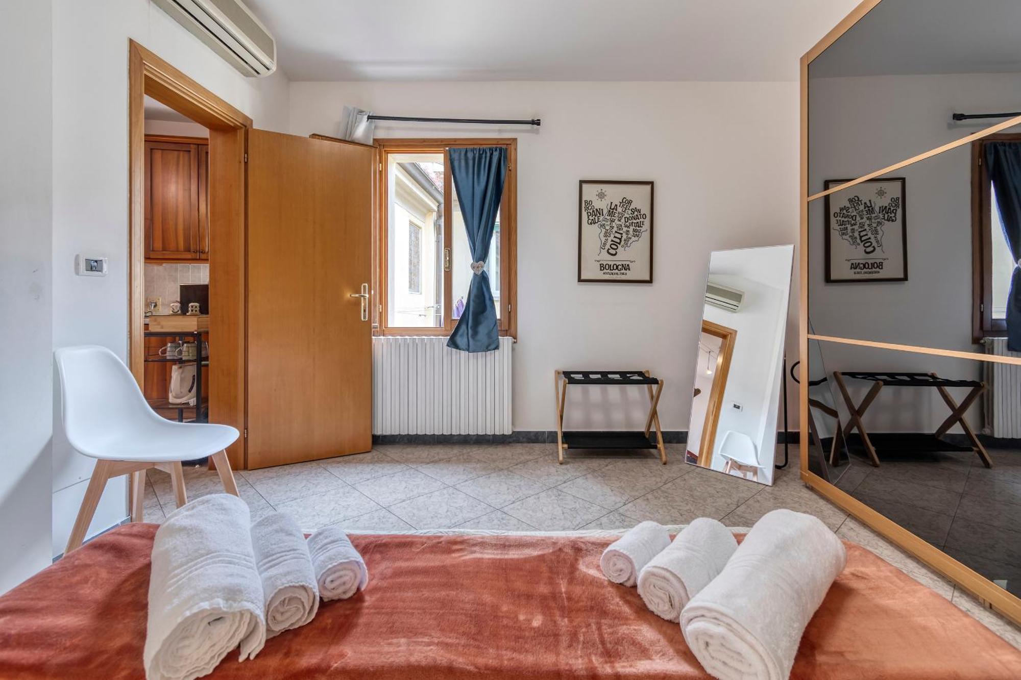 Cozy Apartment In The Heart Of Bolonia Exterior foto